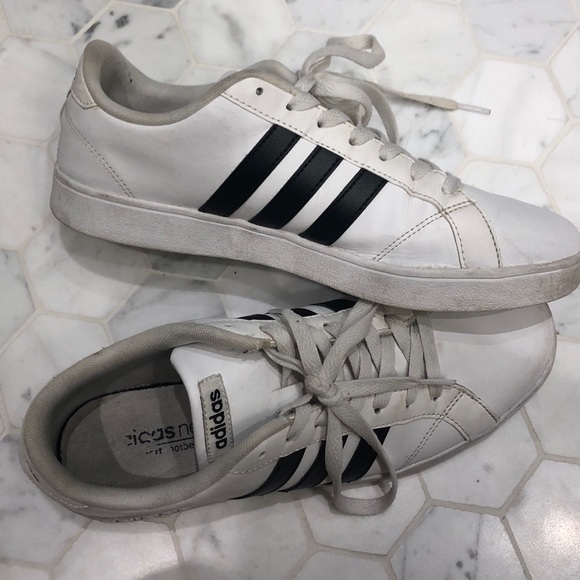 White Adidas Sneakers - Picture 5 of 6